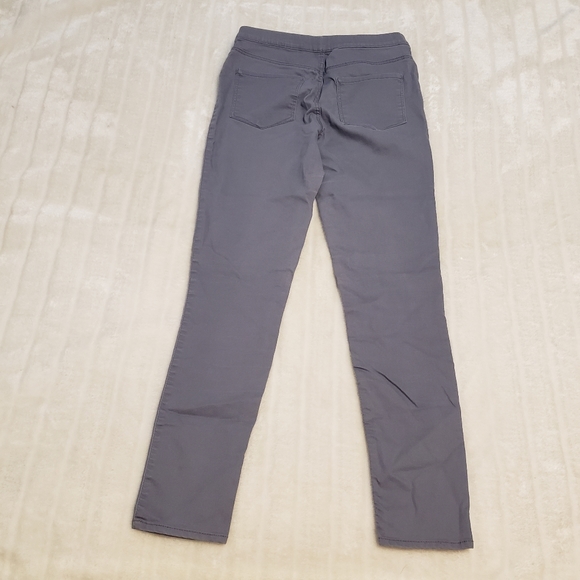 BOGO Free🦋 H&M Grayish Blue Pull-On Jeggings - Picture 6 of 16